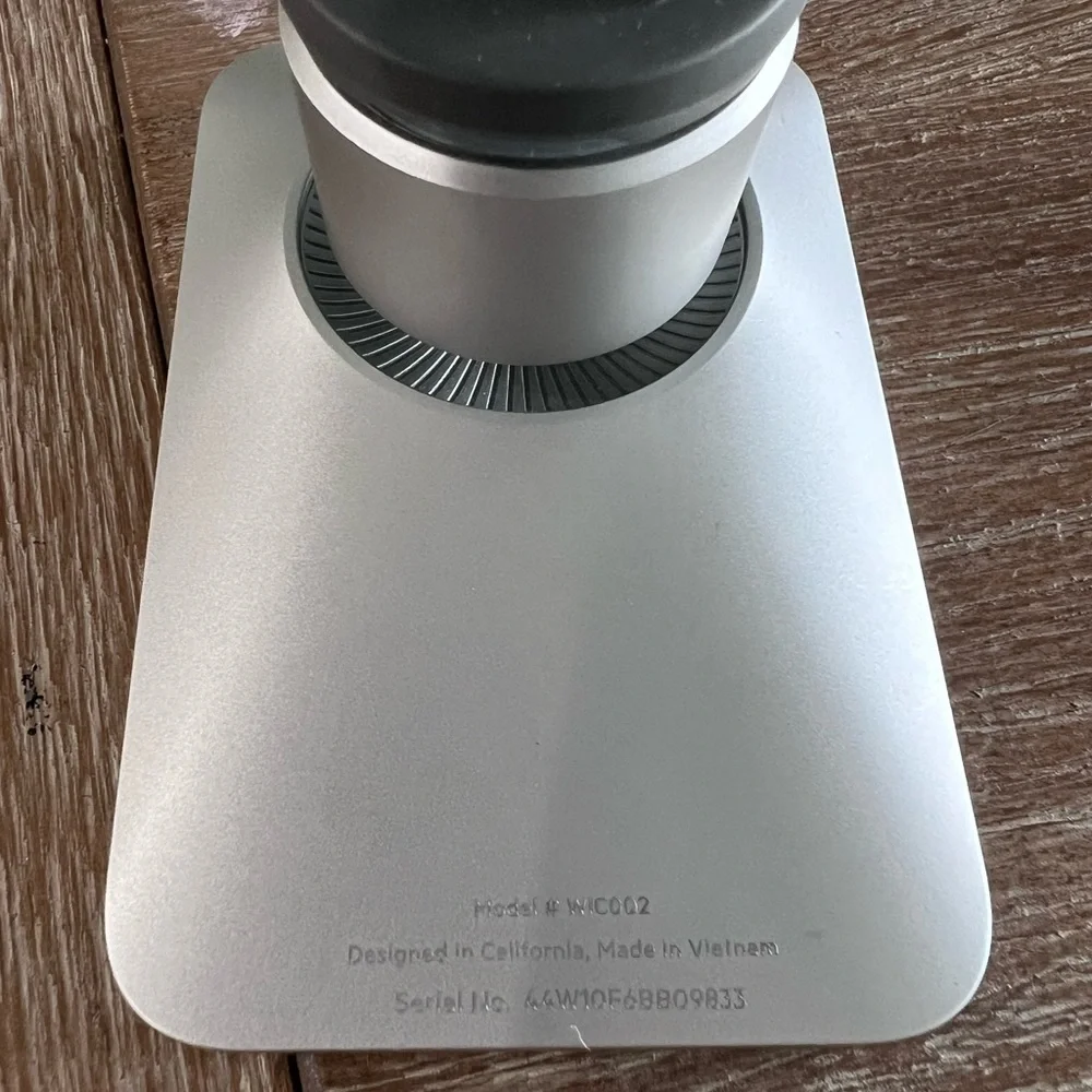 Belkin MagSafe Vent Mount Pro - Silver